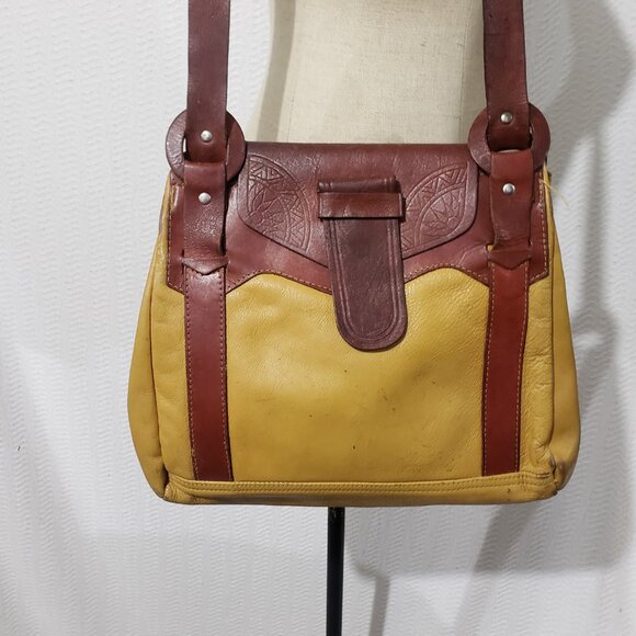 Vtg Eberle Yellow Dark Red Leather Shoulder Bag - Picture 2 of 16